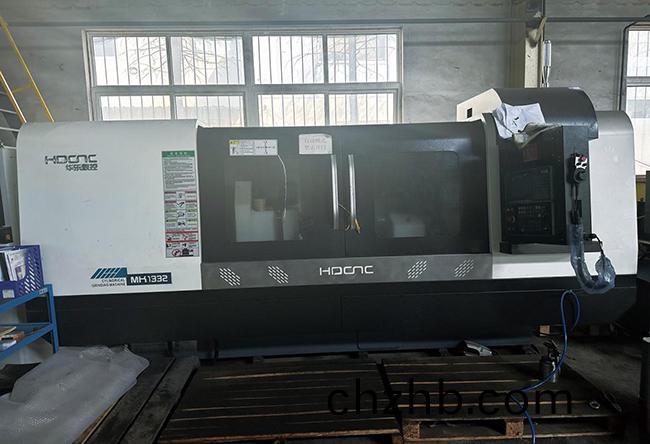 自(zi)動(dong)折(zhe)彎機