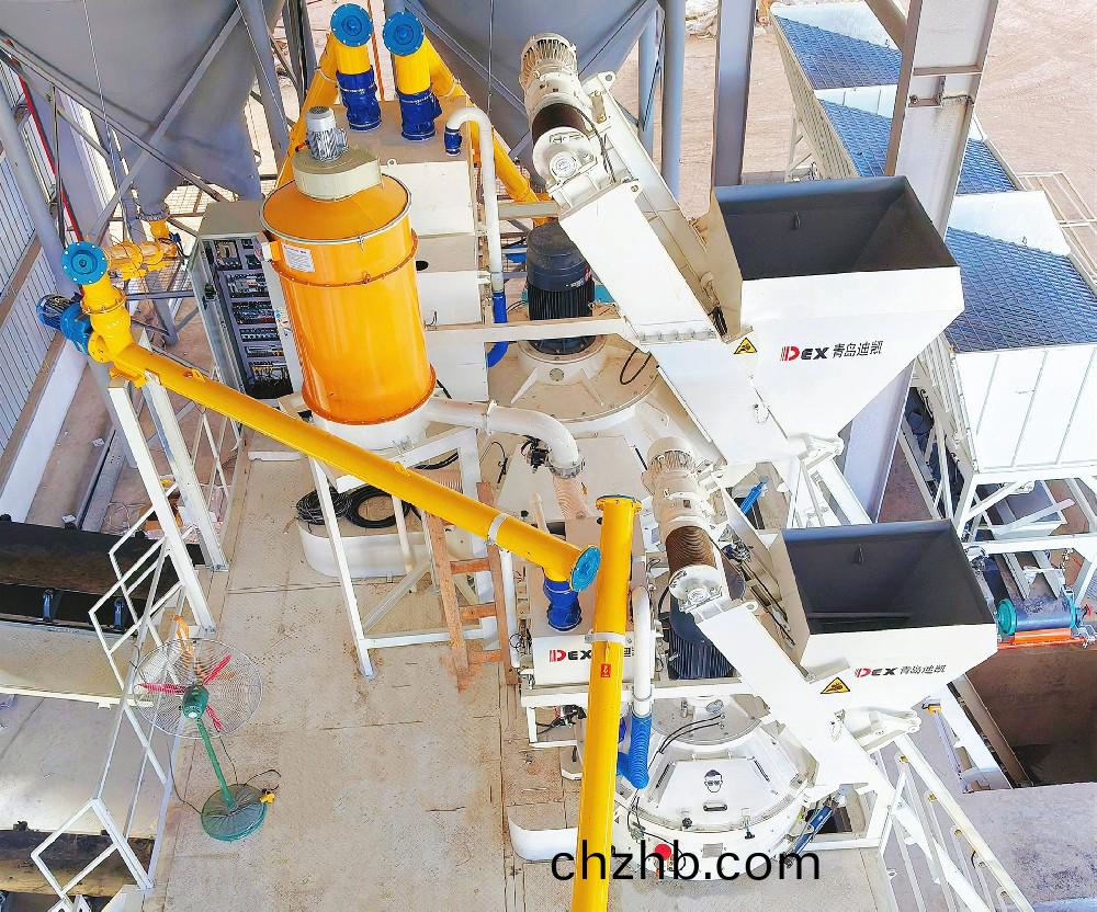 透水(shui)磚攪拌機