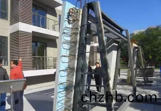 預(yu)製(zhi)裌心保(bao)溫(wen)外牆(qiang)