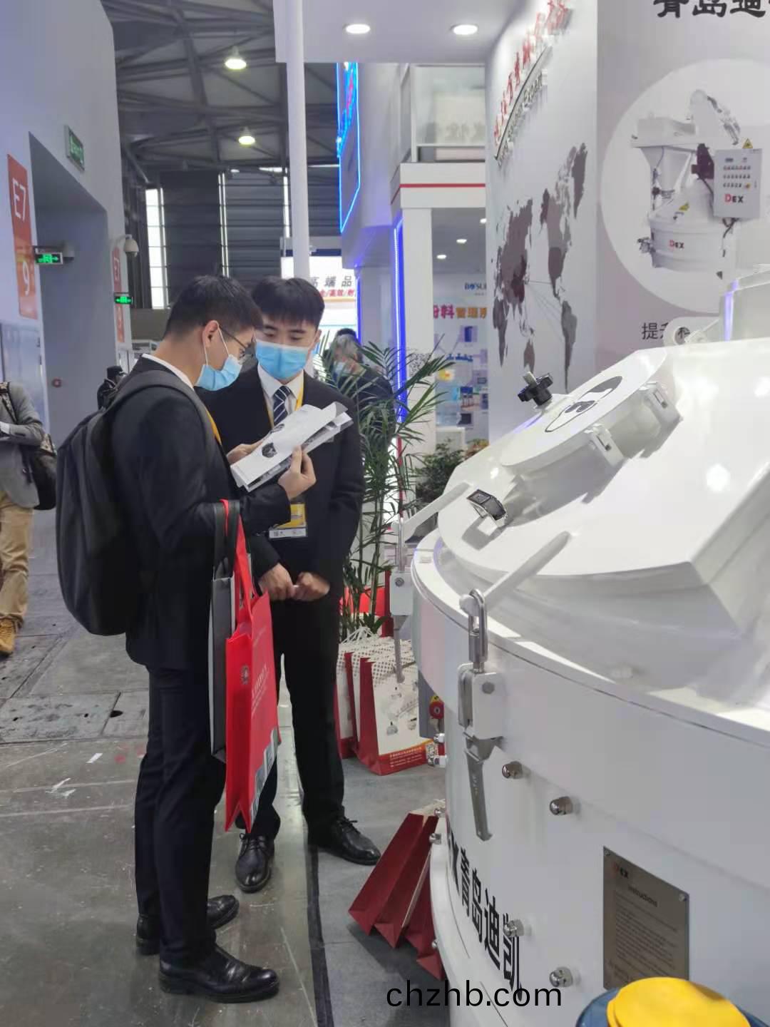 立軸(zhou)攪(jiao)拌(ban)機