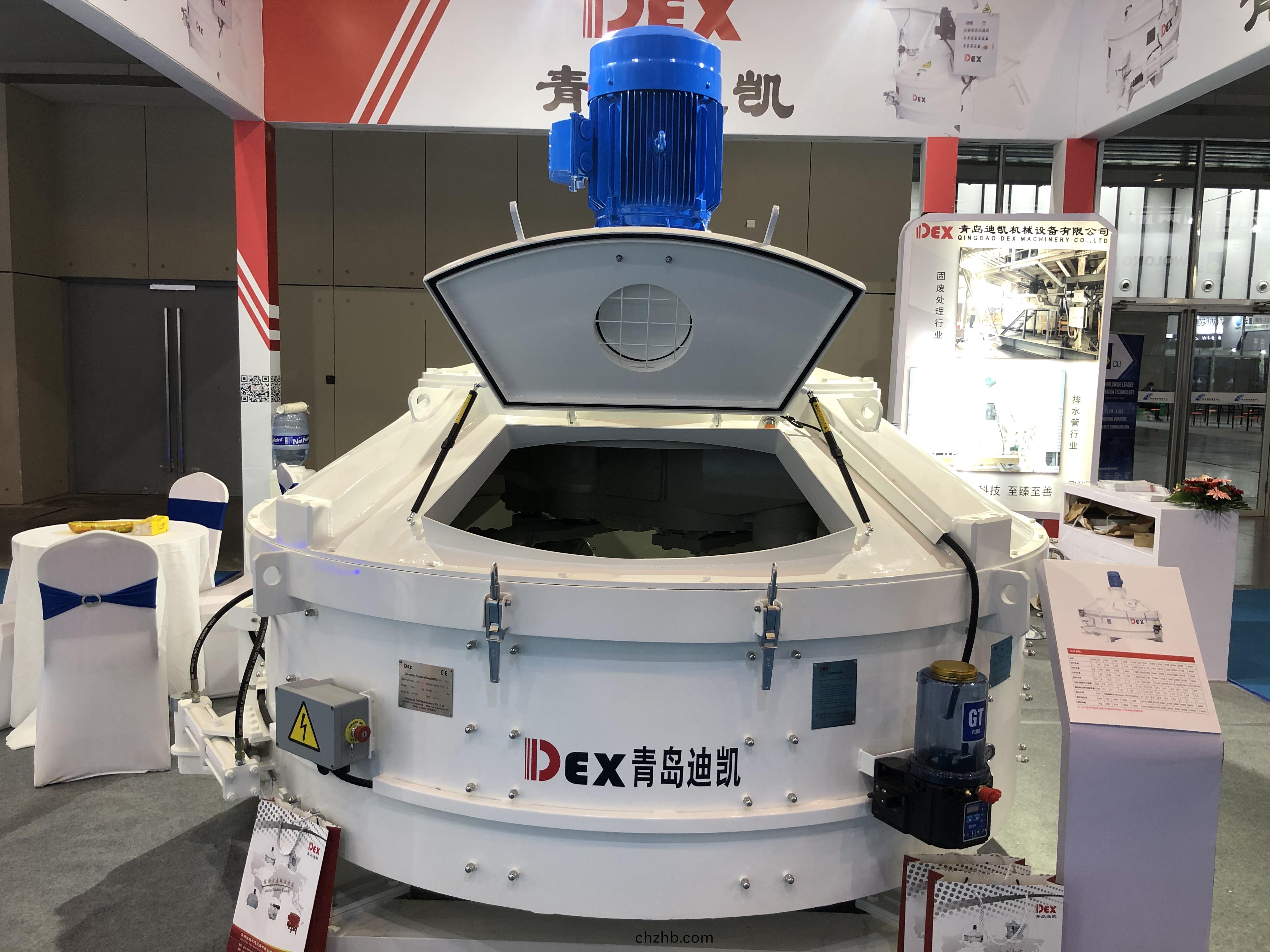 立(li)軸(zhou)行(xing)星(xing)式攪(jiao)拌機