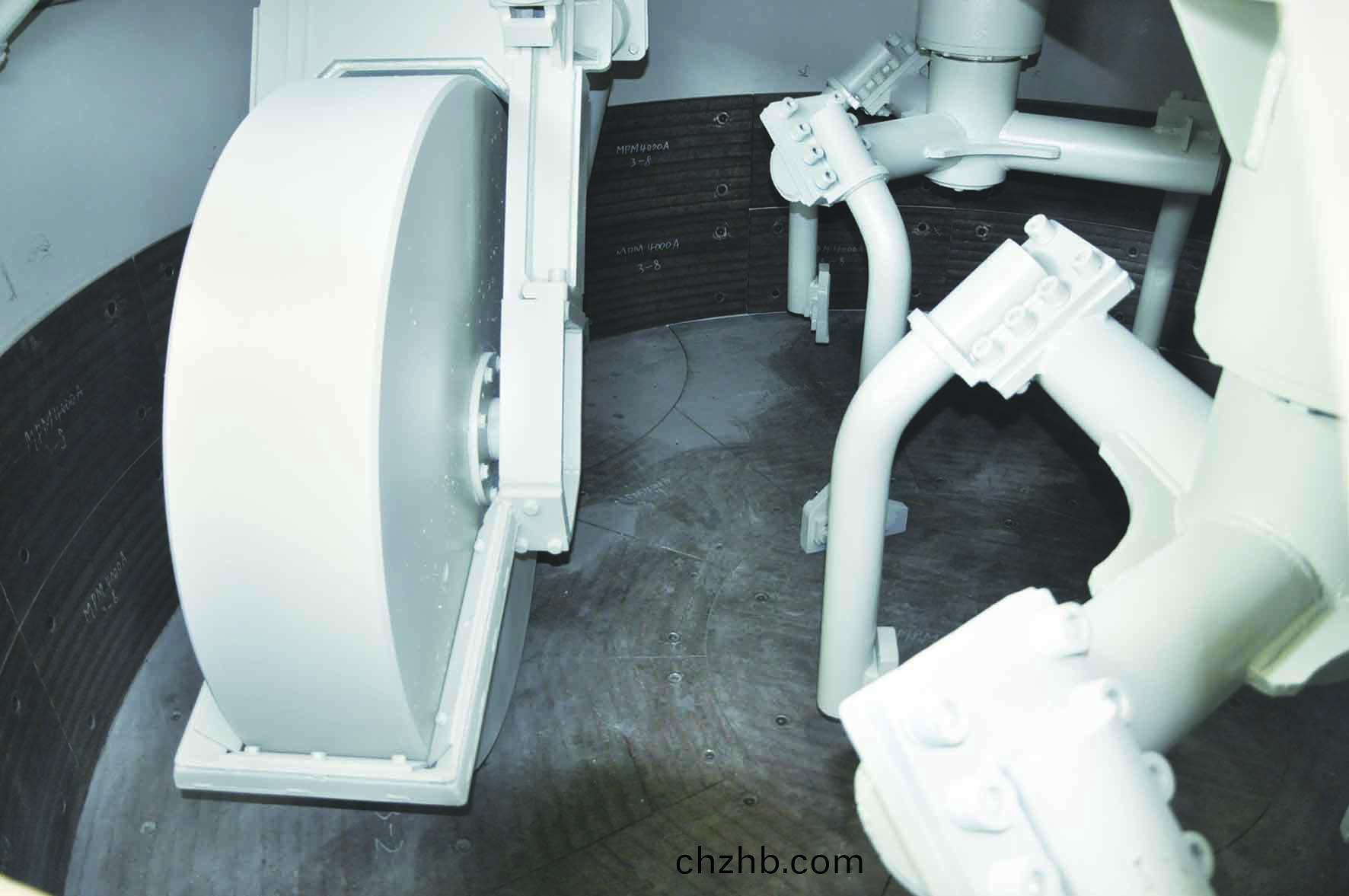 輪碾(nian)行(xing)星(xing)式(shi)攪拌機(ji)