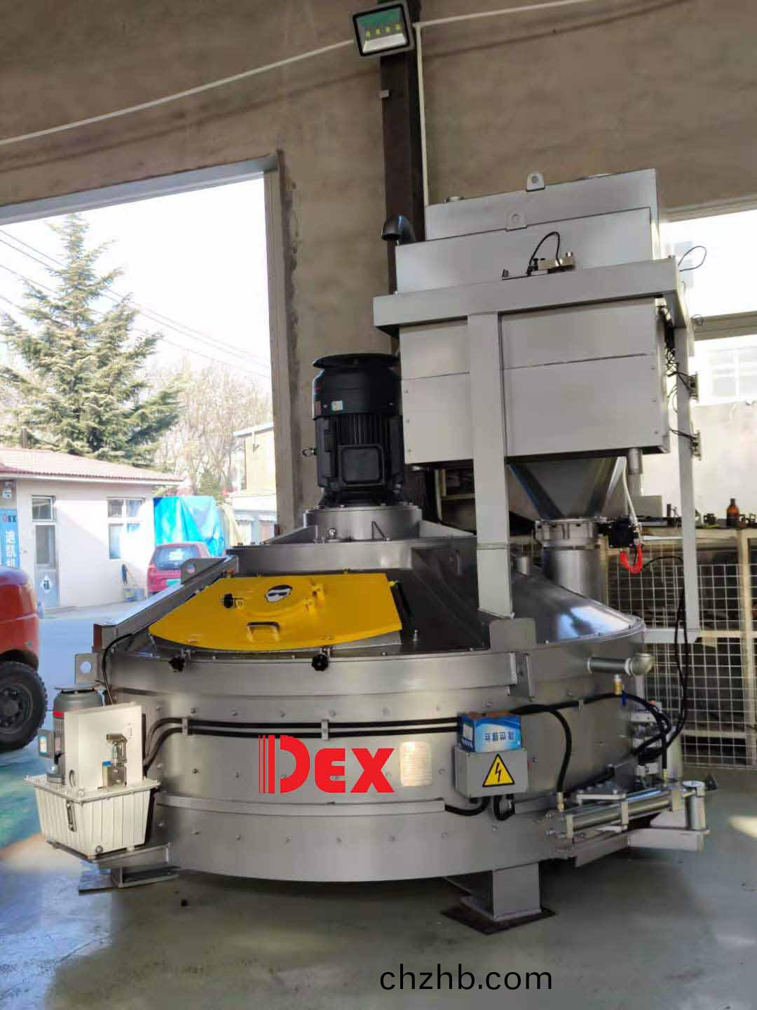 砌塊磚(zhuan)攪(jiao)拌(ban)機